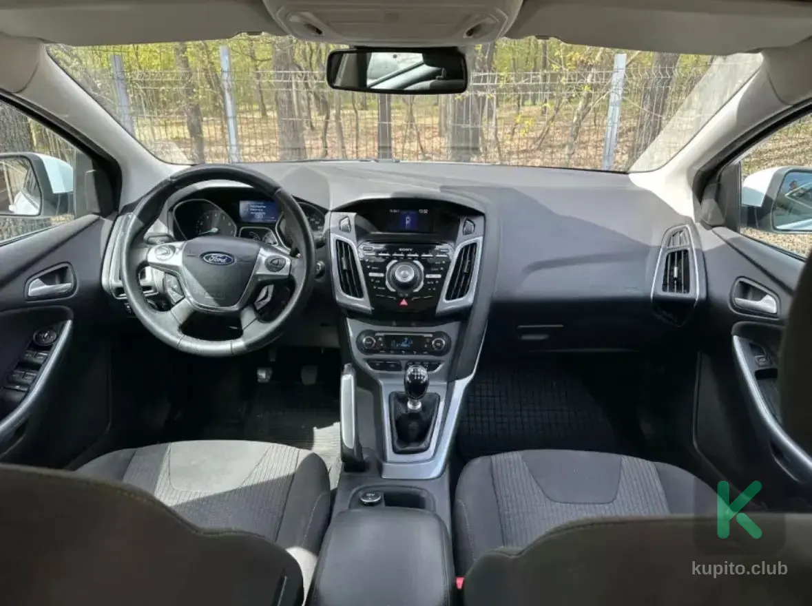 Ford Focus 2012 (Manuală) - Ford Focus 2012 - Soroca - Imagine 4 din 5